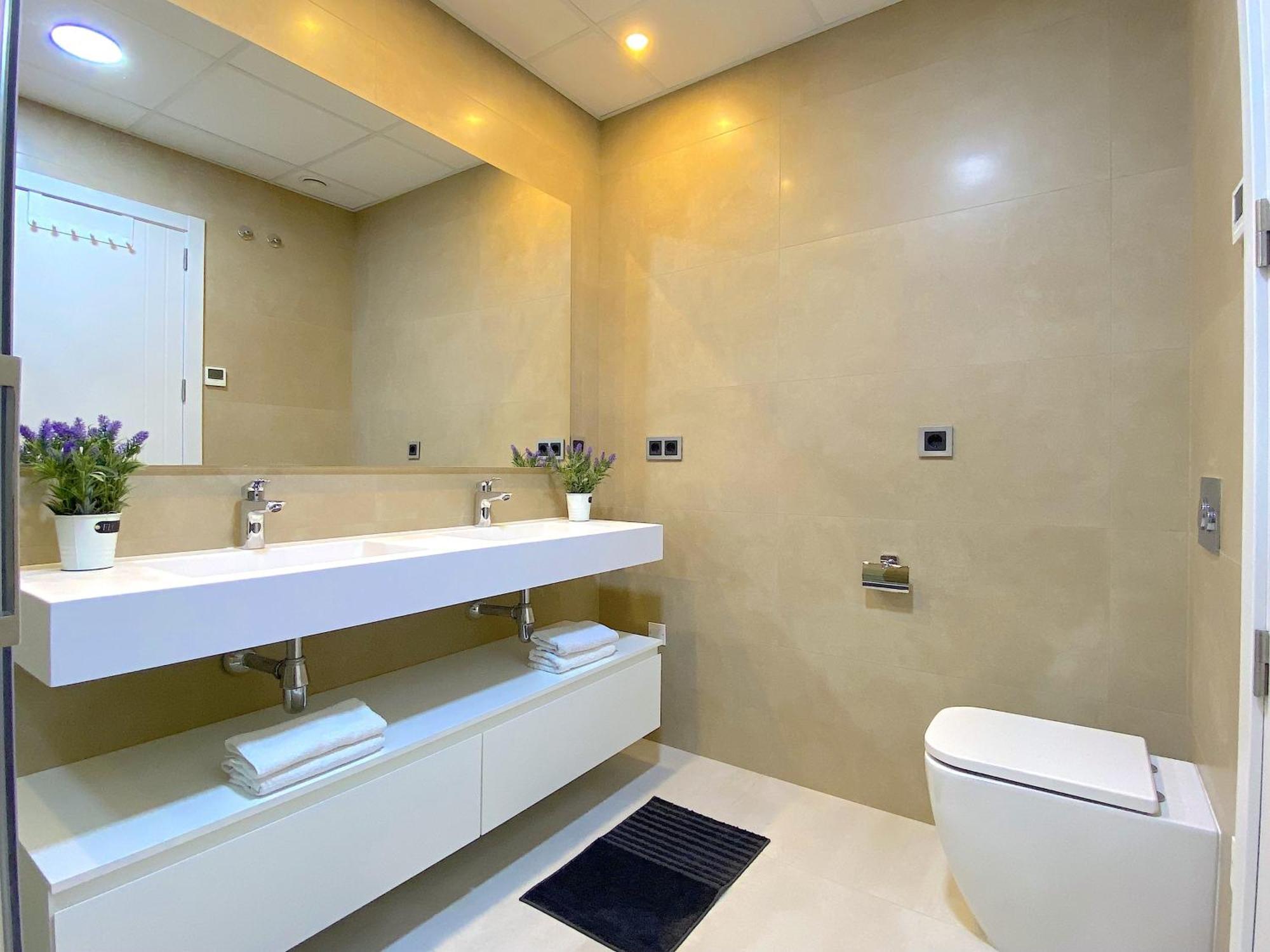 Lujoso Apartament Con Impresionantes Vistas Al Mar Benidorm Ngoại thất bức ảnh