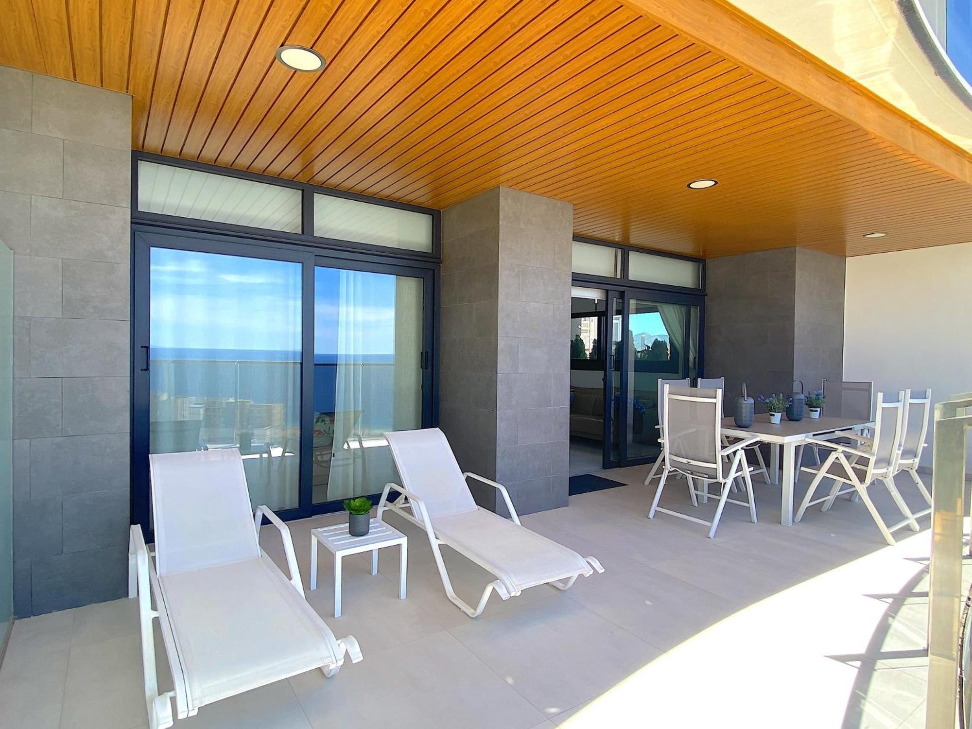 Lujoso Apartament Con Impresionantes Vistas Al Mar Benidorm Ngoại thất bức ảnh