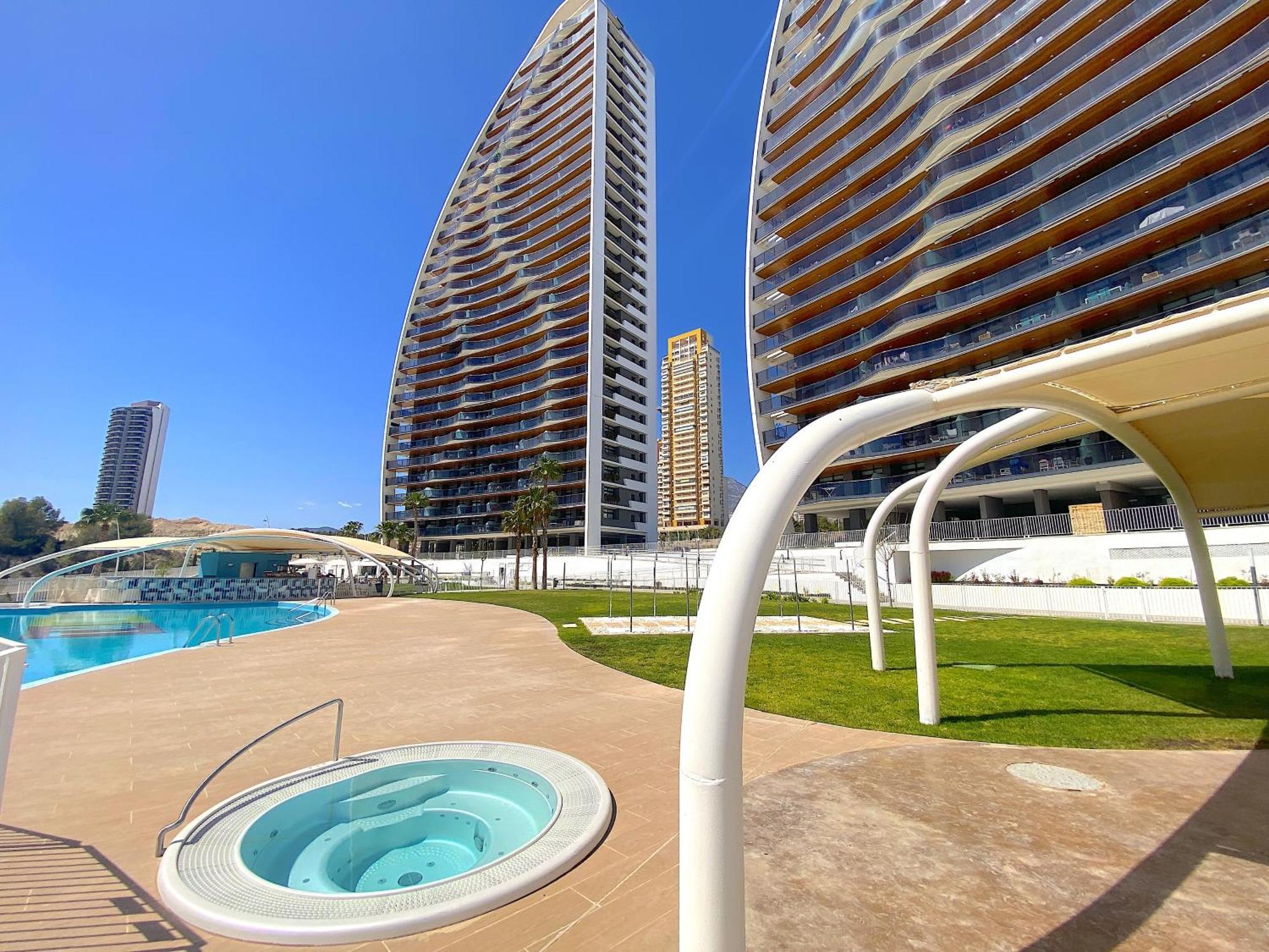 Lujoso Apartament Con Impresionantes Vistas Al Mar Benidorm Ngoại thất bức ảnh